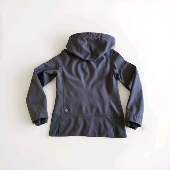 Lululemon Softshell Jacket Womens S/M Gray Zip LS Silverscent Hood Fleece Inside - Picture 14 of 16